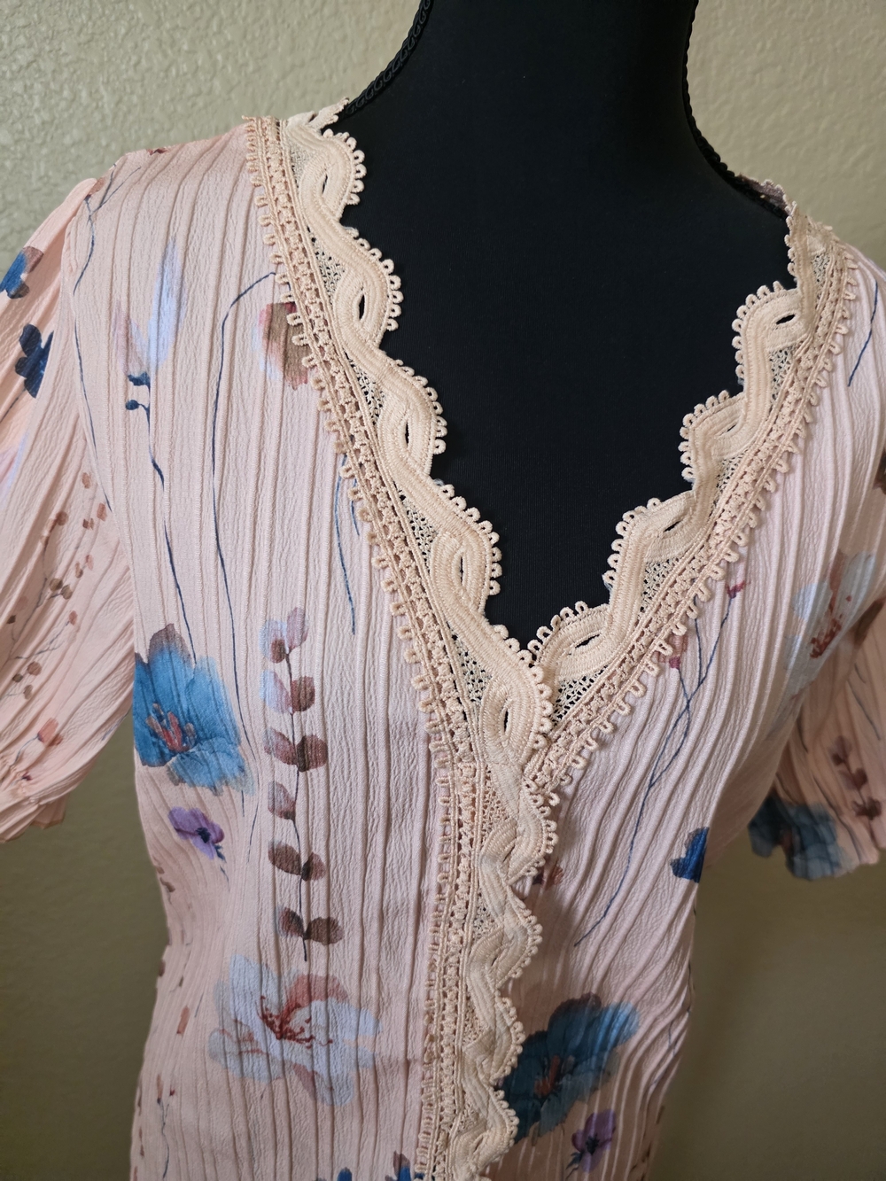 * Women’s Lace-Trim Floral Blouse - Peach Coral Light Weight Casual Summer XL - Picture 9 of 10